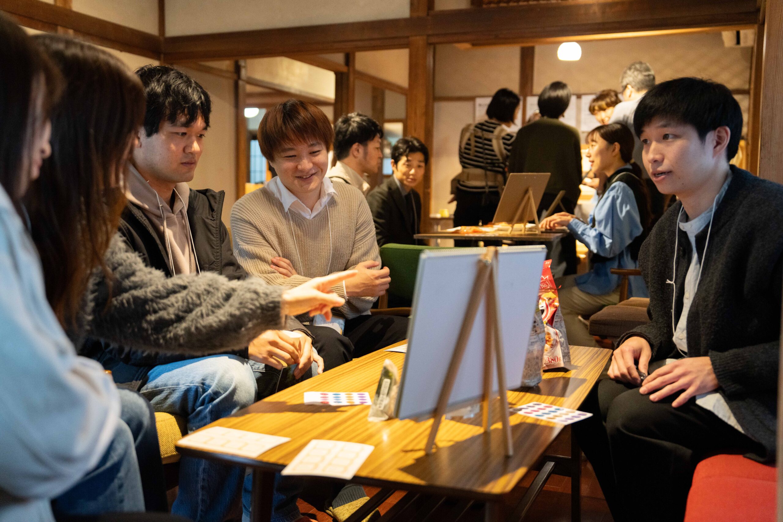 2025年11月9日(日) 、SEE THE SUN葉山にて「つくる人」と「たのしむ人」が集うイベント「みんなでつくる!未来の食をもっとおもしろく!」を開催しました。